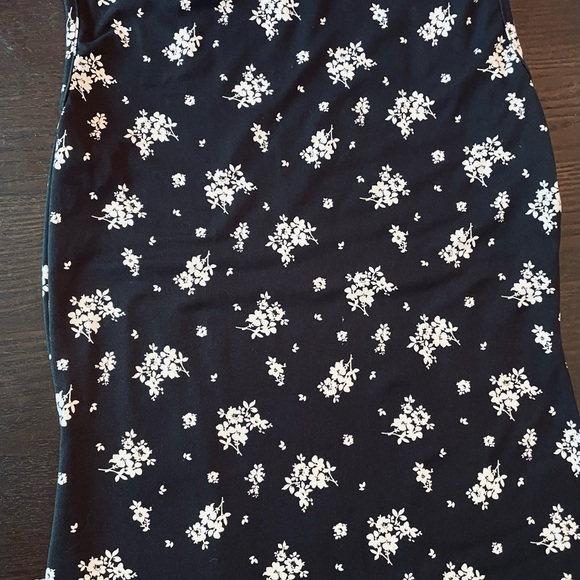 Fitted Maxi Dress - Picture 3 of 4